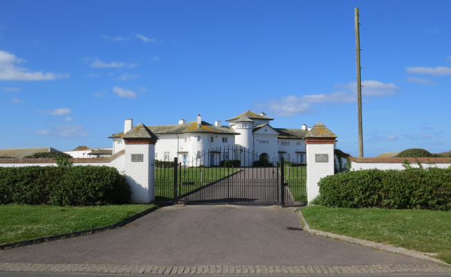 'The White House' large property in Milford-on-Sea