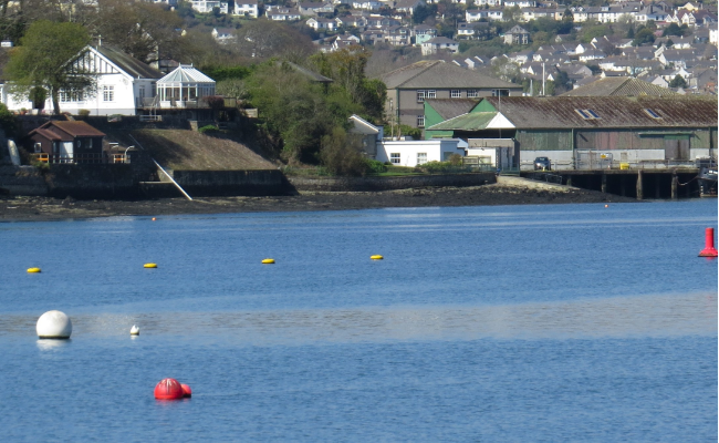 Detached waterside properties in Penryn