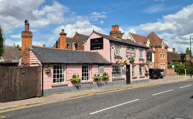 Pub building in Danbury