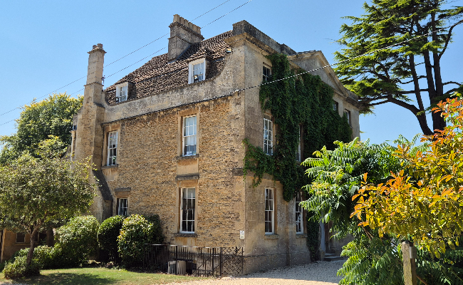 corsham-period-building Corsham period house
